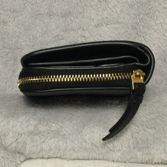 Tory Burch Black Leather Wallet - Picture 5 of 11